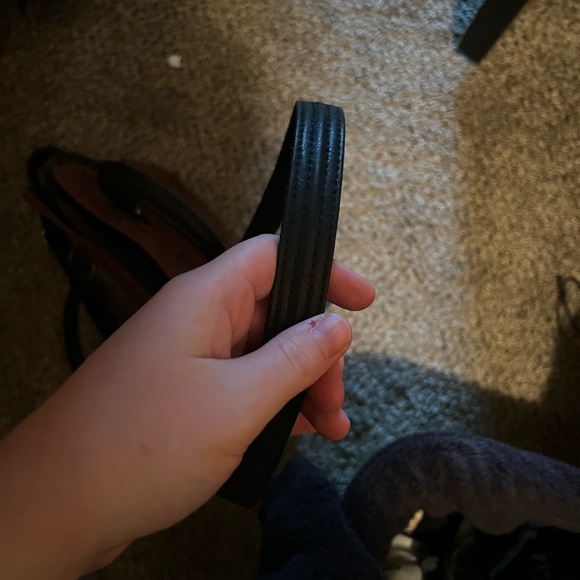 Suede Cheetah Crossbody Bag - Picture 8 of 8